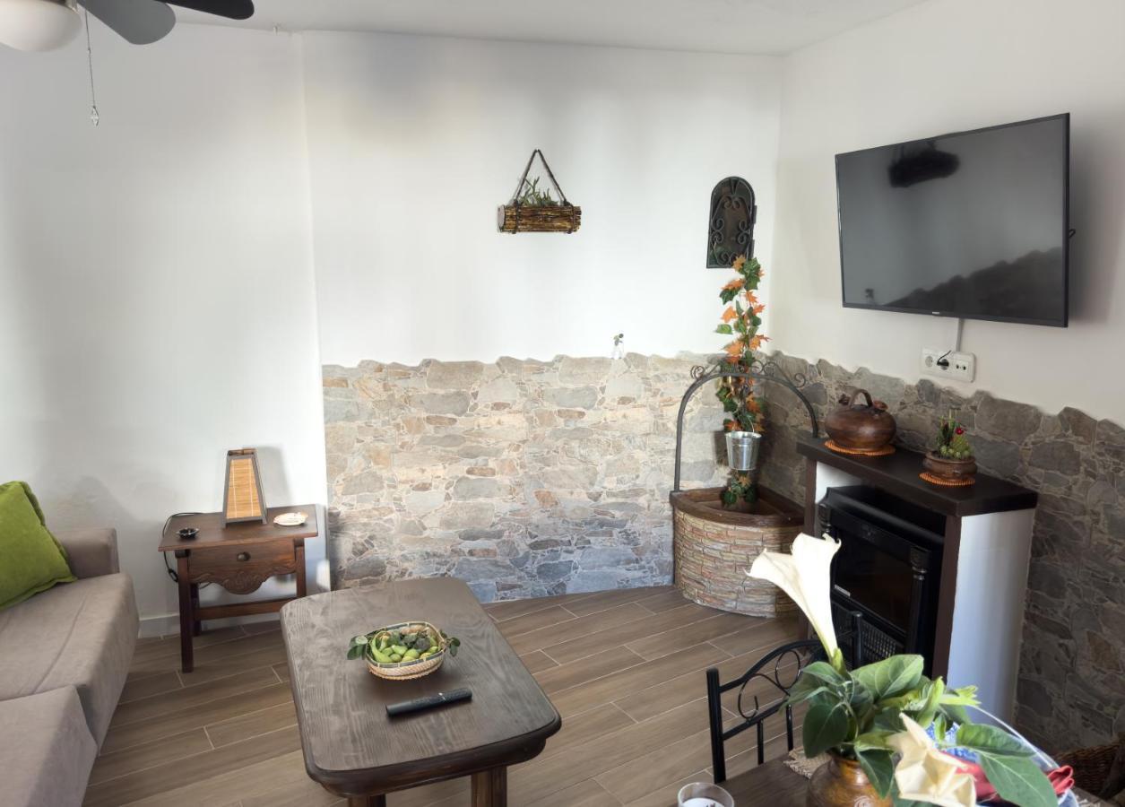 Casita Zamudio Apartment Setenil De Las Bodegas Bagian luar foto